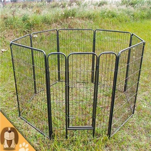 Μεγάλος υπαίθριος φράκτης κατοικίδιων ζώων